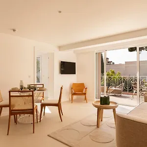 https://maison-carla-rosa.fr-provencehotel.com