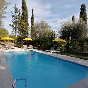 https://la-perasceda.fr-provencehotel.com